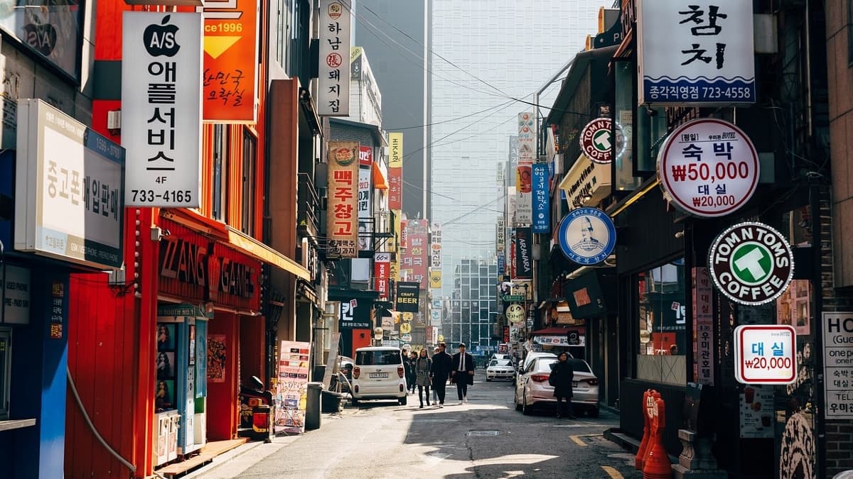 South Korea Proposes Ban on Crypto Purchases with Credit Cards