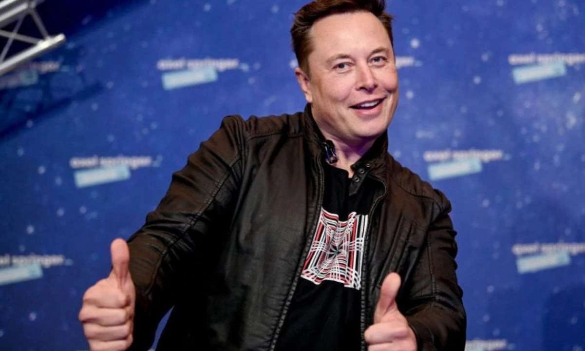 Elon Musk Rebrands Twitter to X, This Cryptocurrency Soars 1400% in Return